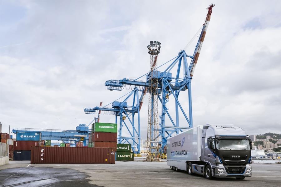  Iveco Stralis 480XP 4x2 2016 года  (фото 13 из 17)